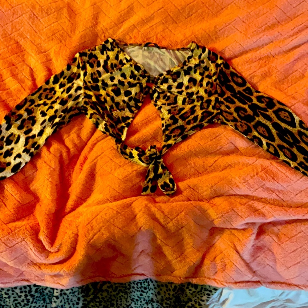 Beach top or crop top shirt